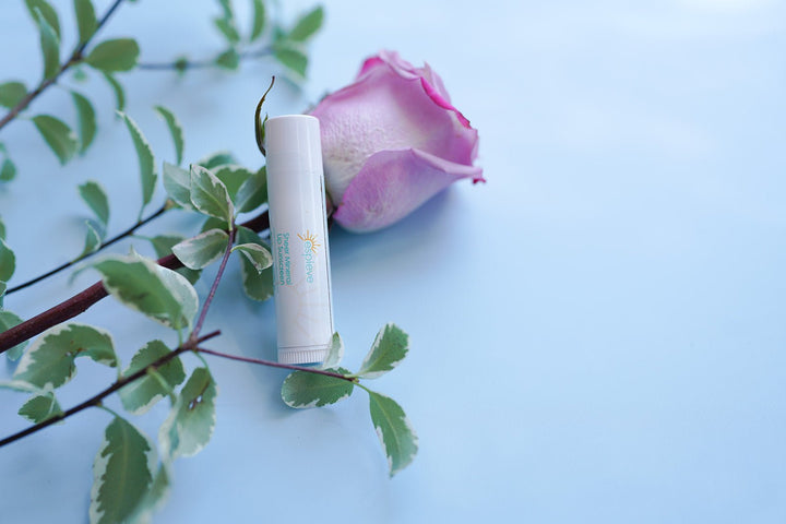 Sheer Mineral Lip Sunscreen | Espieve