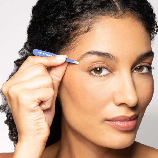 Granite Sky Mini Slant Tweezer | Tweezerman