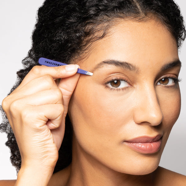 Blooming Lilac Mini Slant Tweezer | Tweezerman